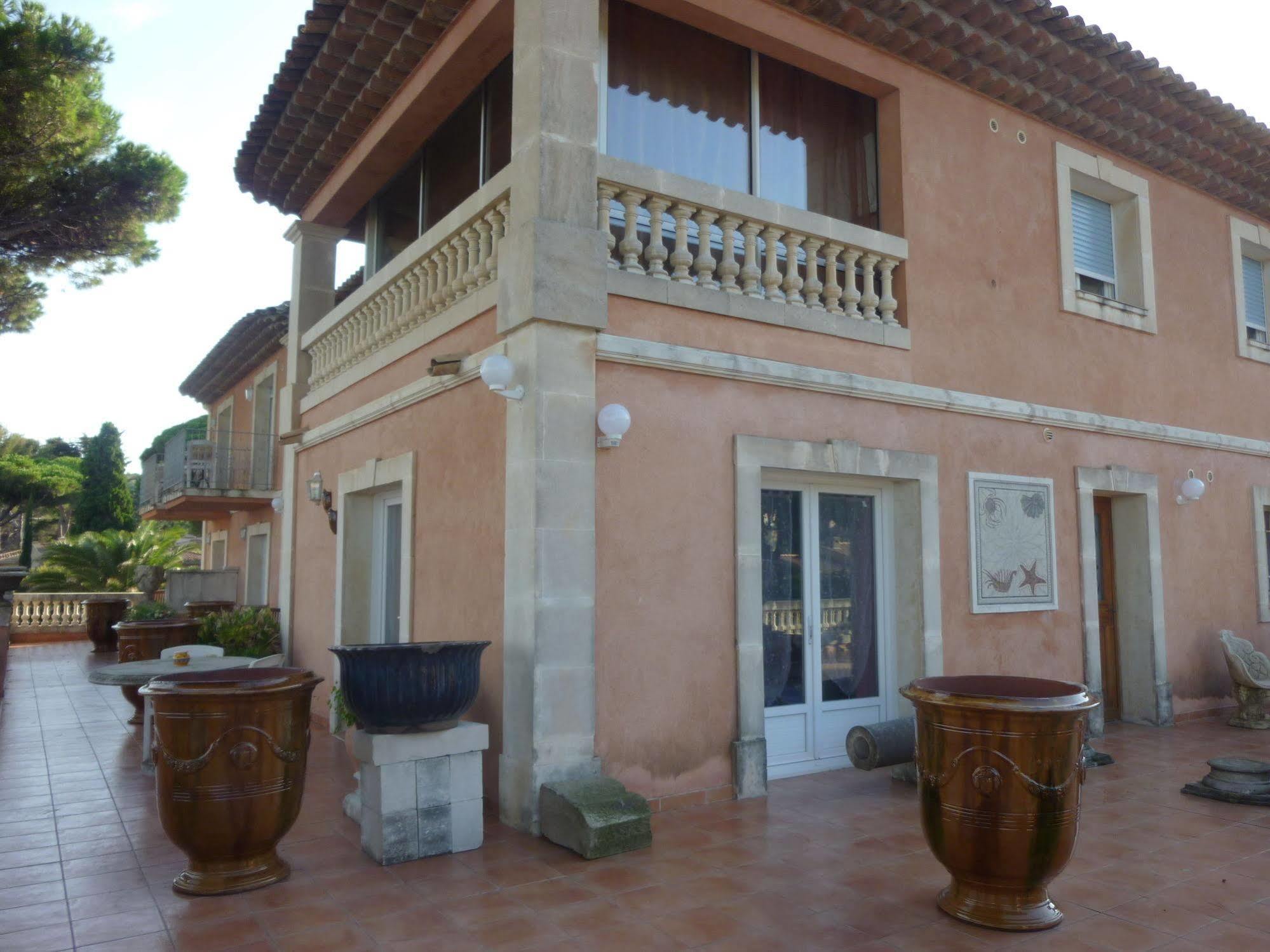 Hotel Martinengo Sainte-Maxime Kültér fotó