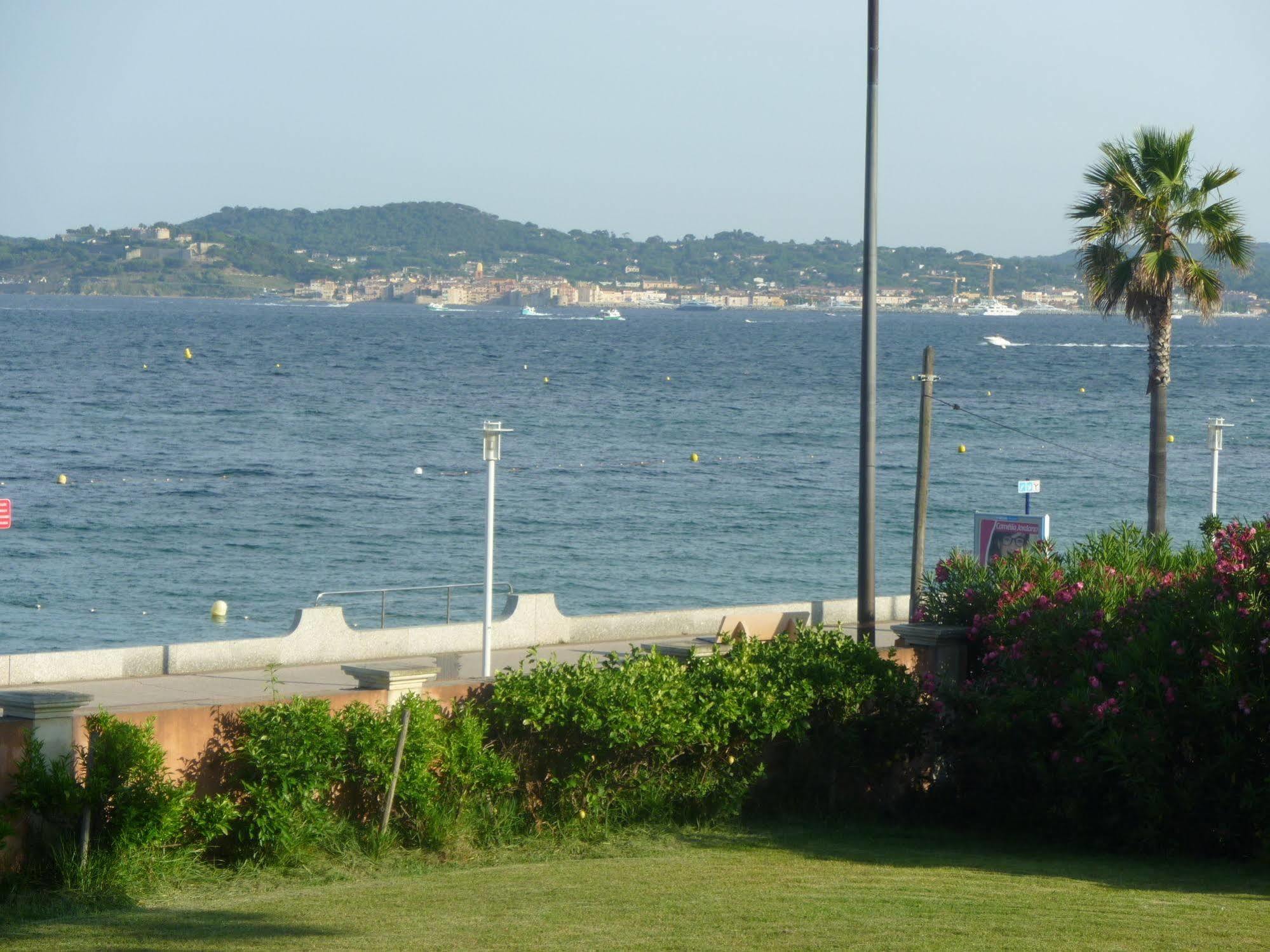 Hotel Martinengo Sainte-Maxime Kültér fotó