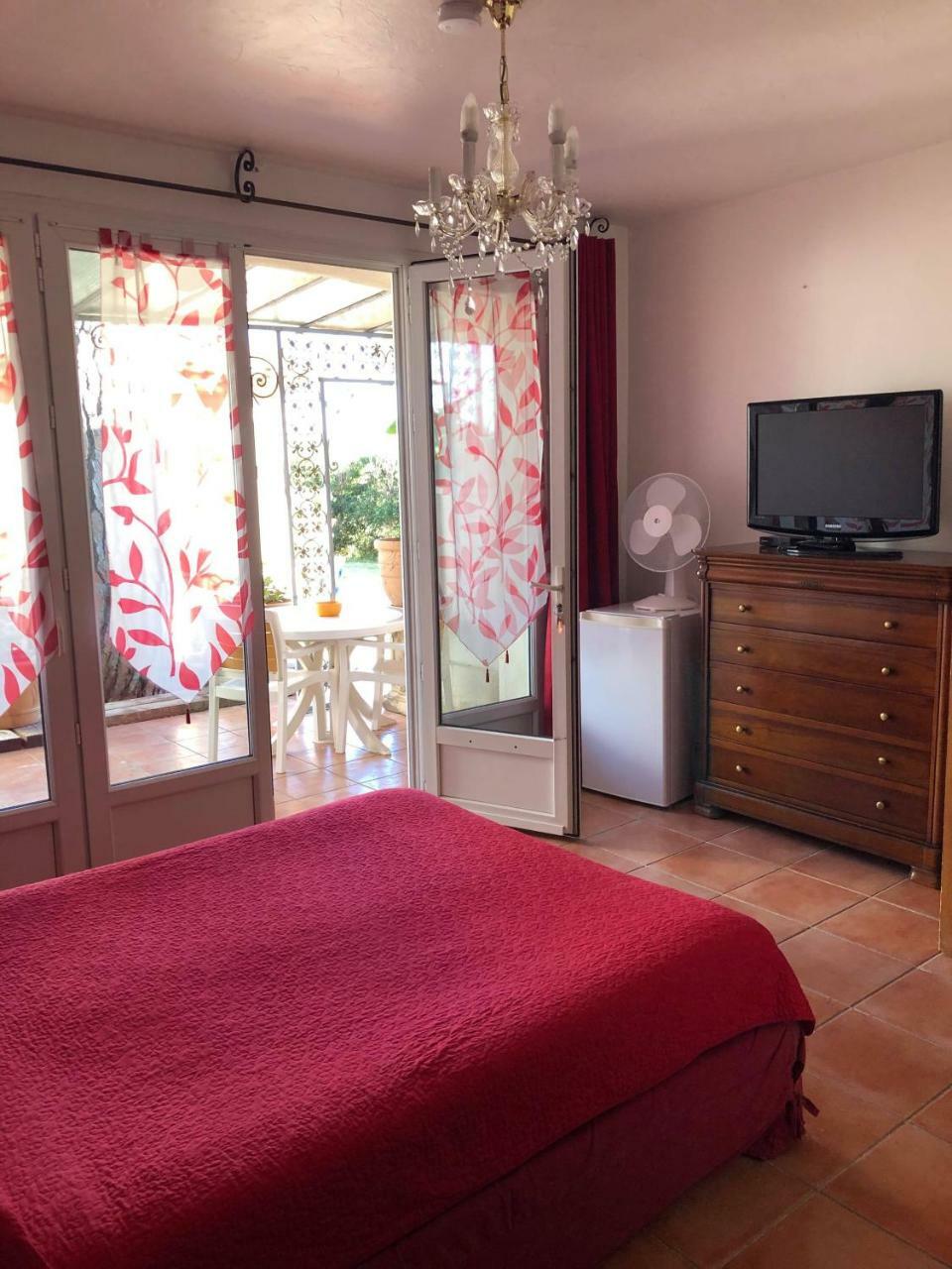 Hotel Martinengo Sainte-Maxime Kültér fotó