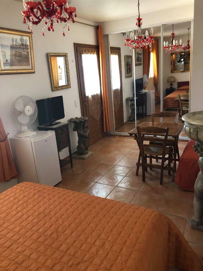 Hotel Martinengo Sainte-Maxime Kültér fotó
