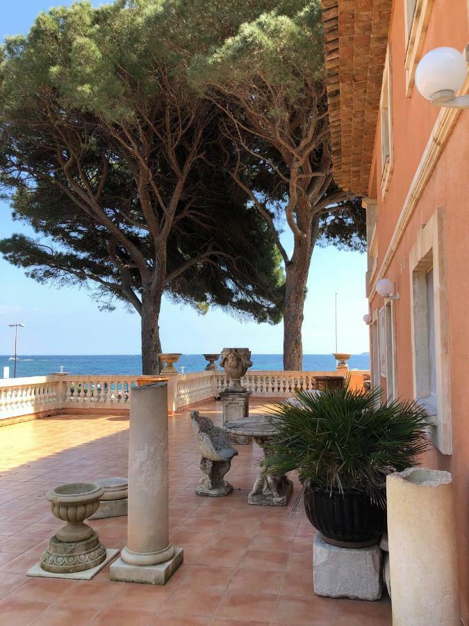Hotel Martinengo Sainte-Maxime Kültér fotó